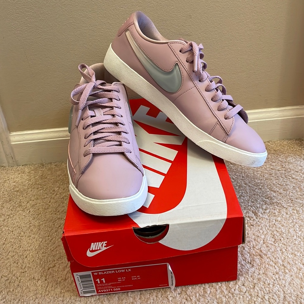Women’s Blazer Low LX (plum chalk/obsidian mist craie de prune)